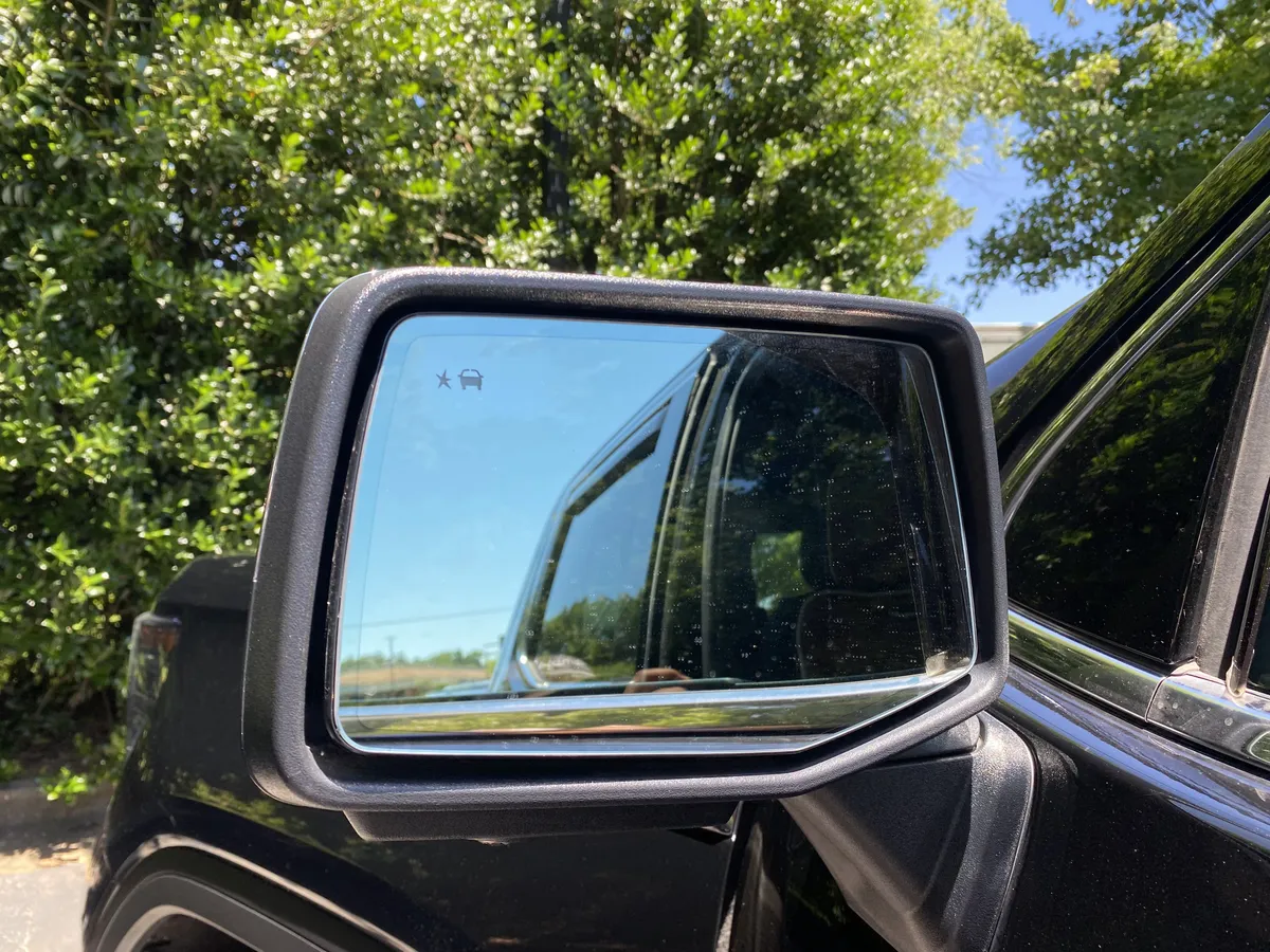 2024 GMC Sierra 1500 Denali Ultimate thumbnail 44