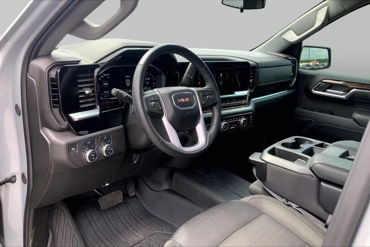 2024 GMC Sierra 1500 Elevation thumbnail 16