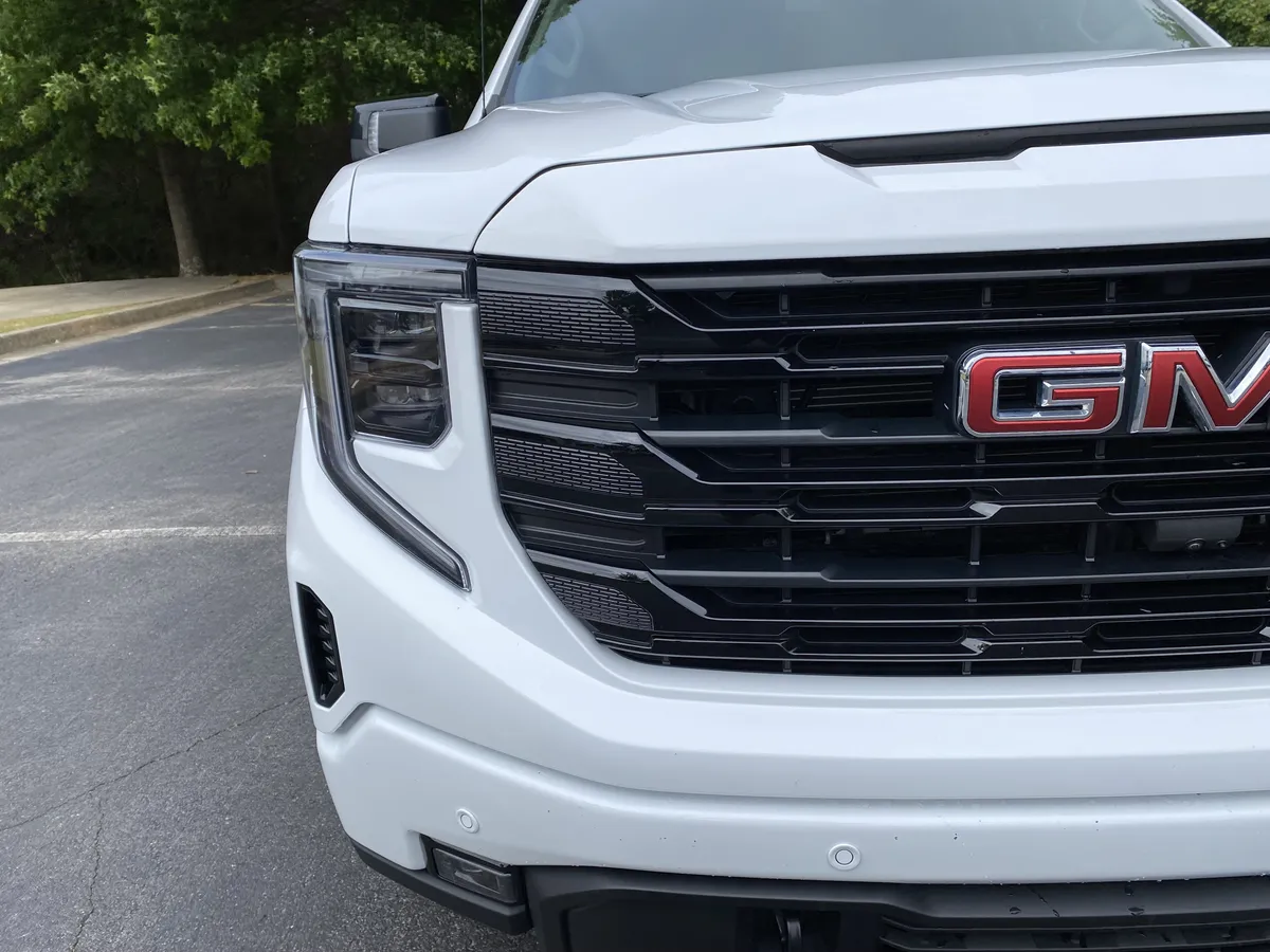 2024 GMC Sierra 1500 Elevation thumbnail 13