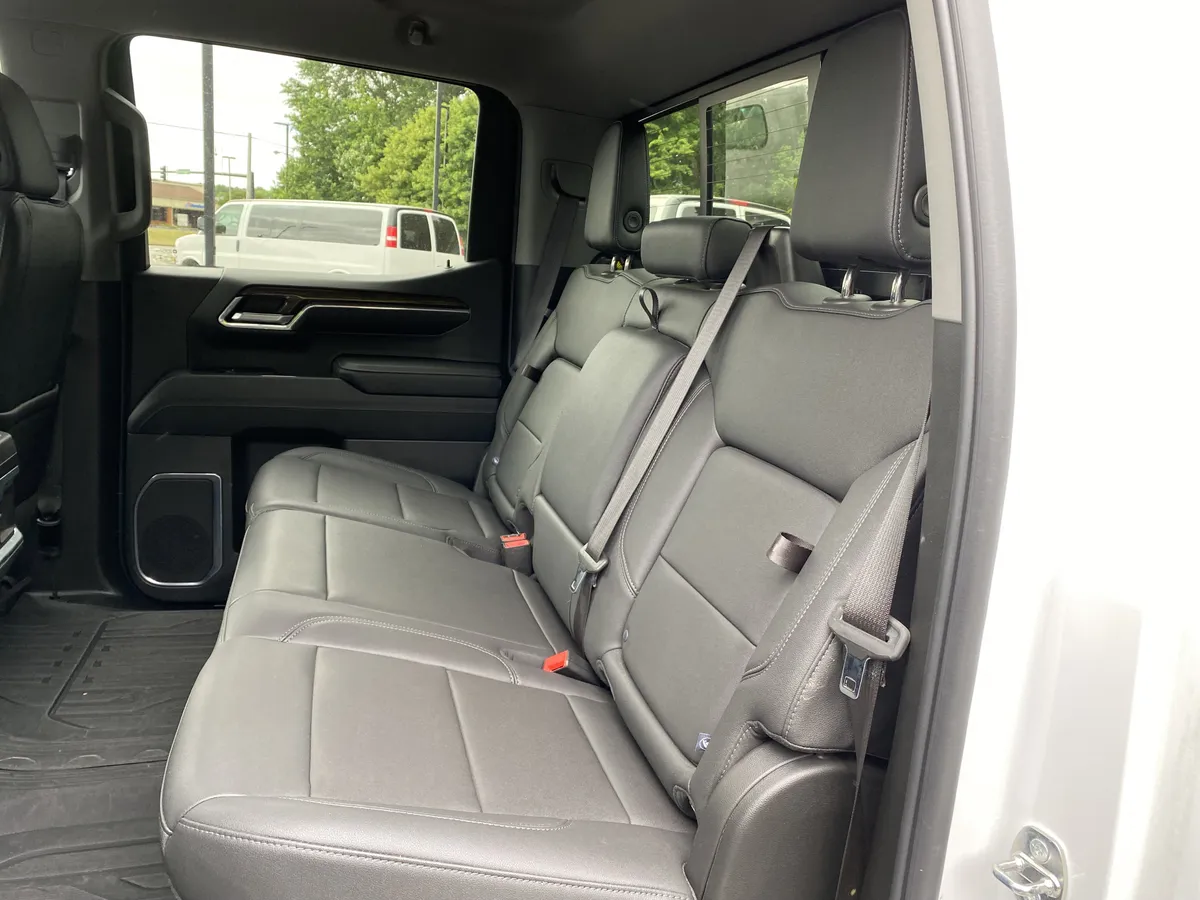 2024 GMC Sierra 1500 Elevation thumbnail 38