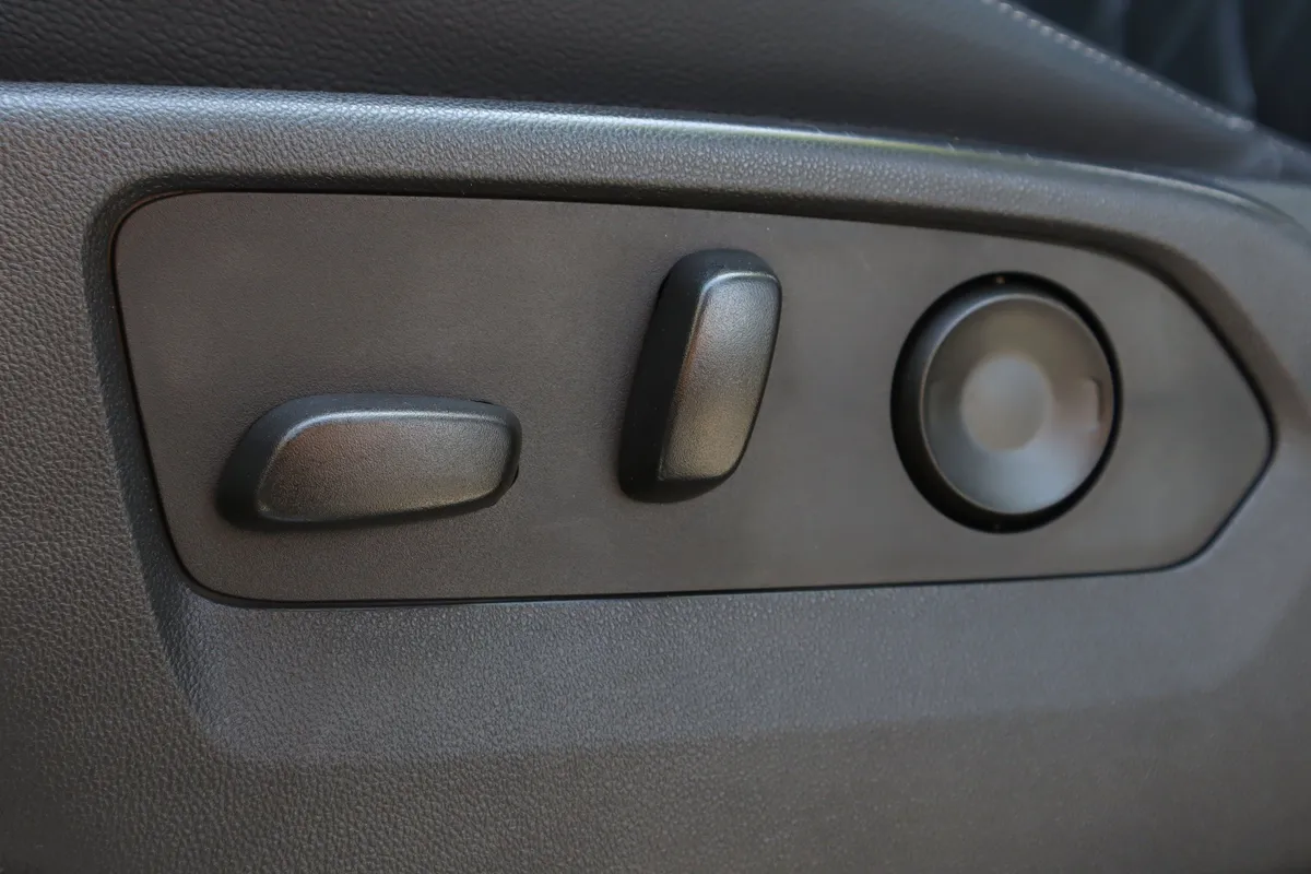 2024 GMC Sierra 1500 Elevation thumbnail 25