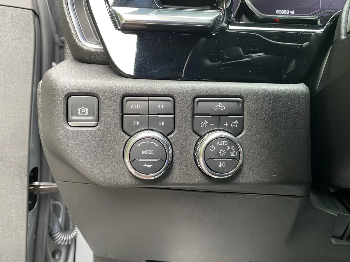 2024 GMC Sierra 1500 Elevation thumbnail 18