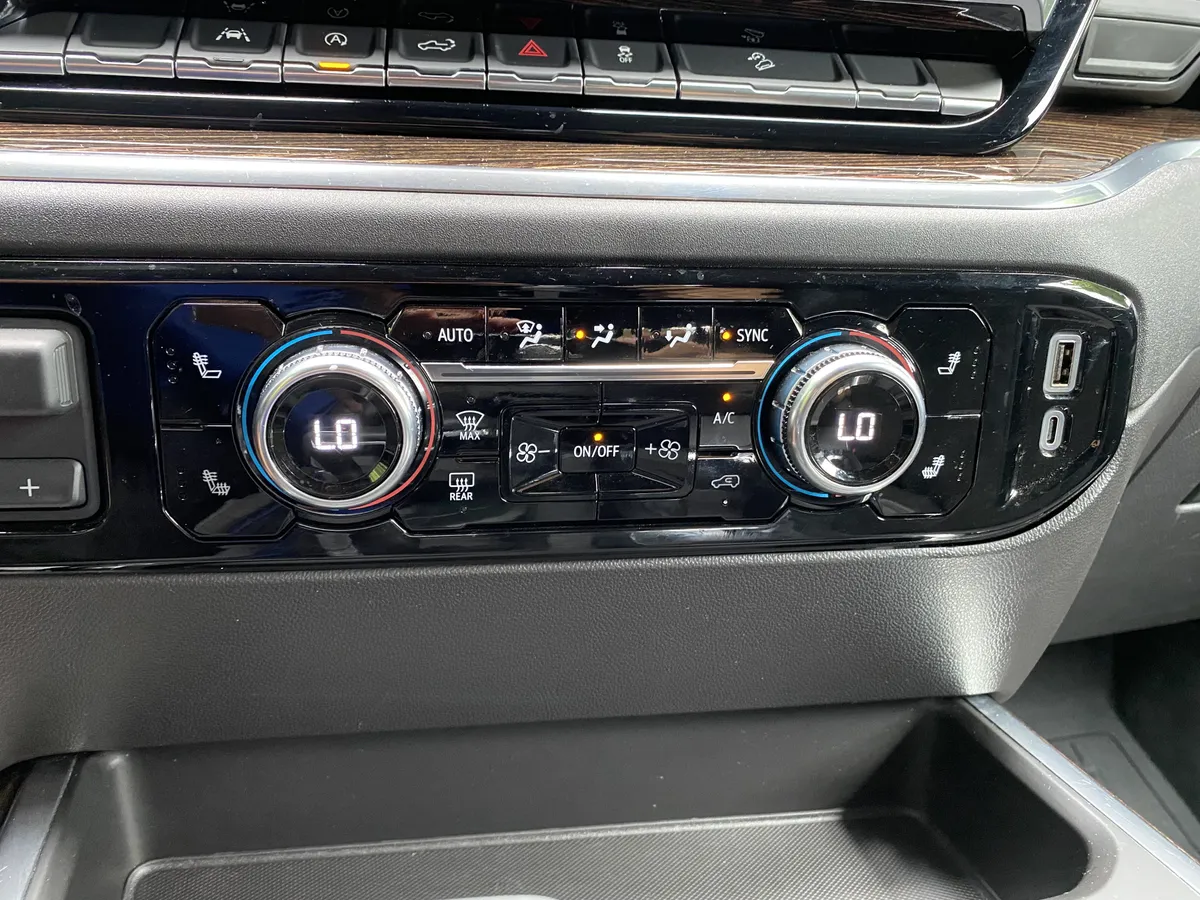 2024 GMC Sierra 1500 Elevation thumbnail 30