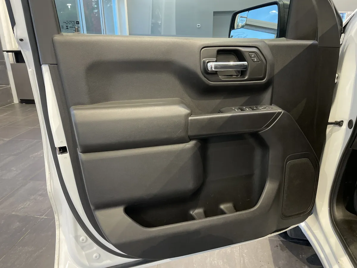 2024 GMC Sierra 1500 Pro thumbnail 13