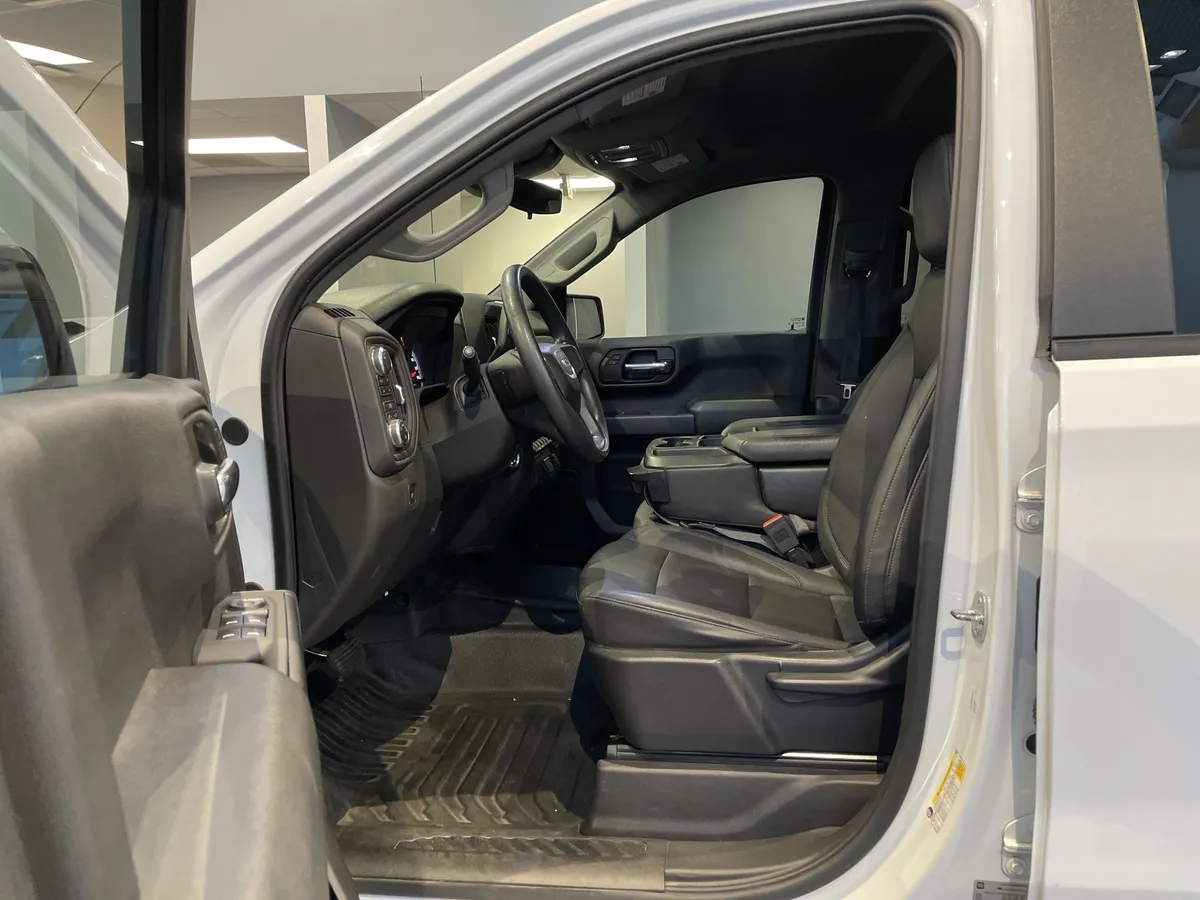 2024 GMC Sierra 1500 Pro thumbnail 16