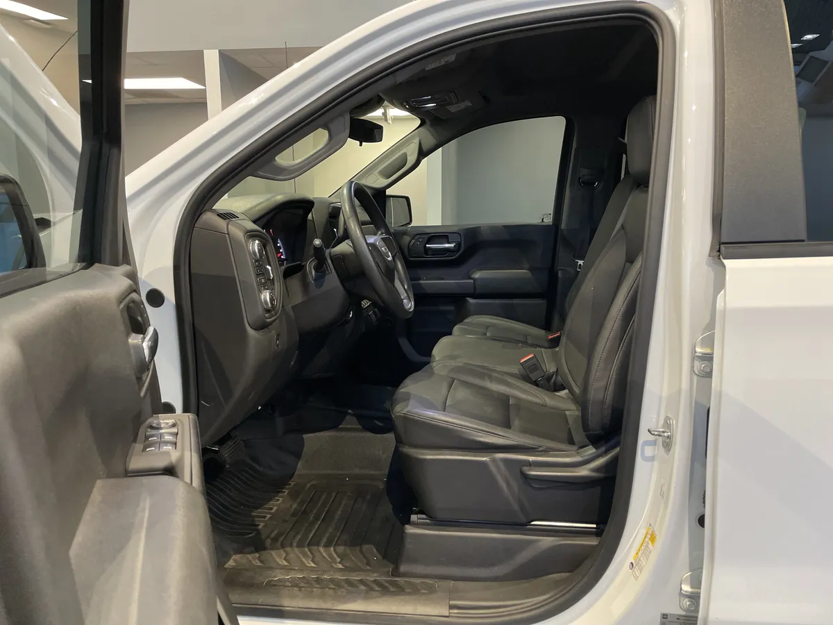 2024 GMC Sierra 1500 Pro thumbnail 18