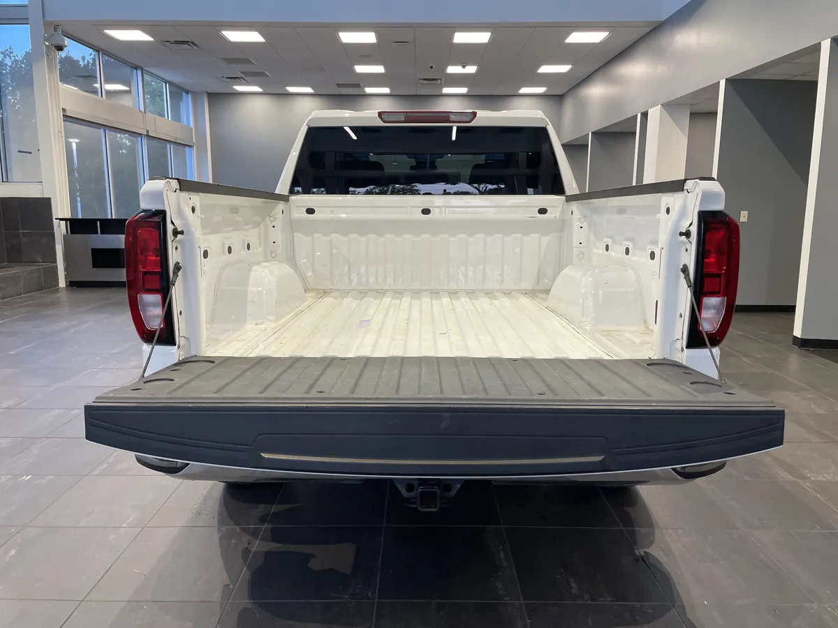 2024 GMC Sierra 1500 Pro thumbnail 35