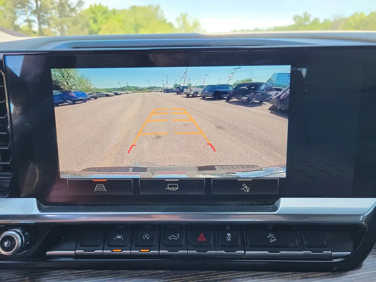 2024 GMC Sierra 1500 SLE thumbnail 14