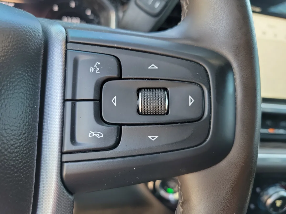2024 GMC Sierra 1500 SLE thumbnail 18