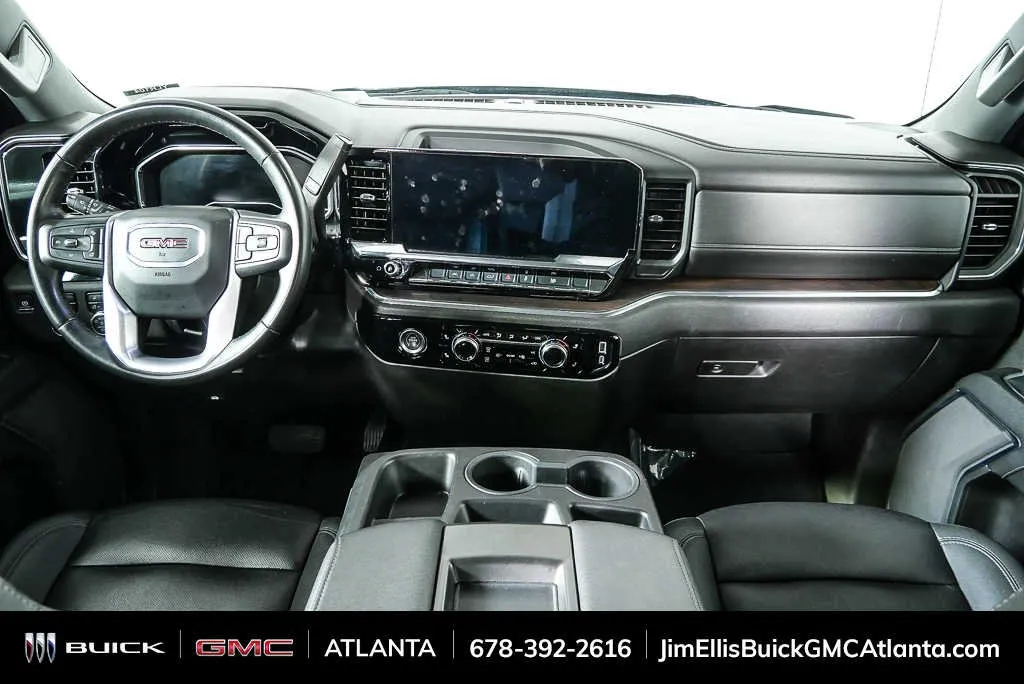 2024 GMC Sierra 1500 SLT thumbnail 18