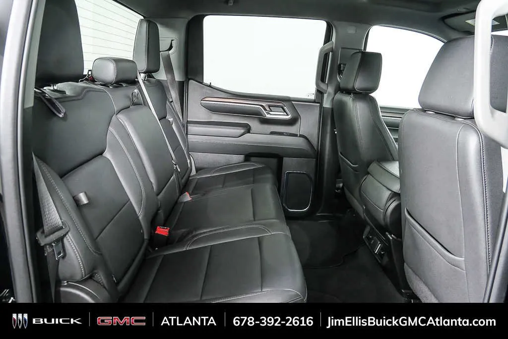 2024 GMC Sierra 1500 SLT thumbnail 19