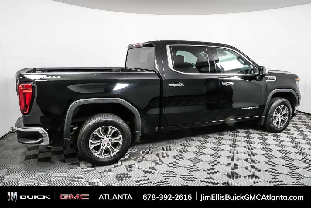 2024 GMC Sierra 1500 SLT thumbnail 25