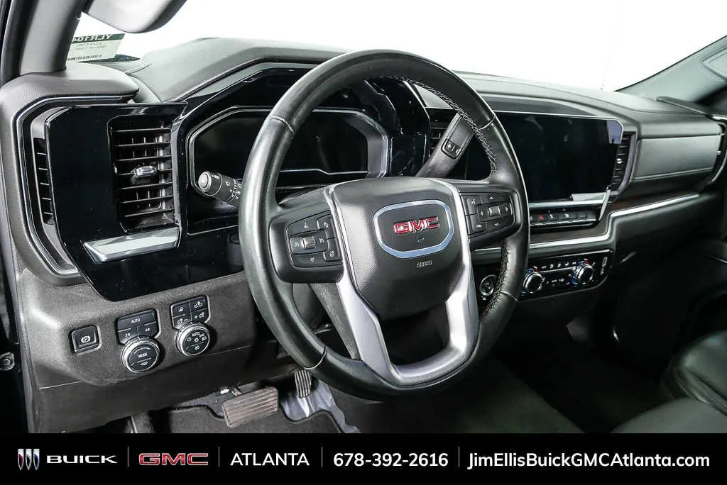 2024 GMC Sierra 1500 SLT thumbnail 4