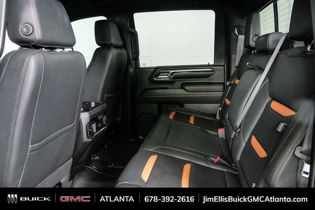 2024 GMC Sierra 2500 HD AT4 thumbnail 16