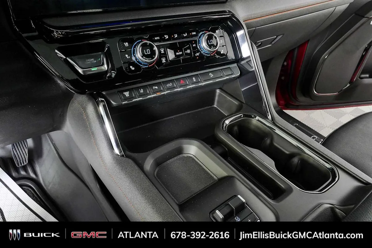 2024 GMC Sierra 2500 HD AT4 thumbnail 17
