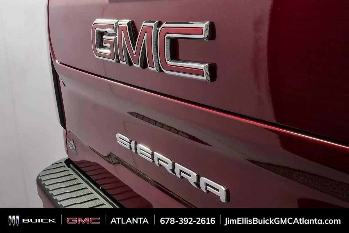 2024 GMC Sierra 2500 HD AT4 thumbnail 35