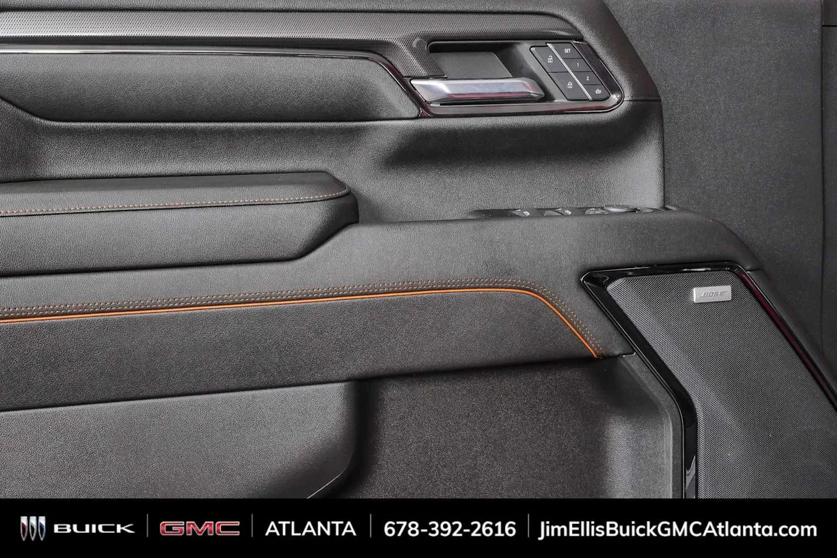 2024 GMC Sierra 2500 HD AT4 thumbnail 6