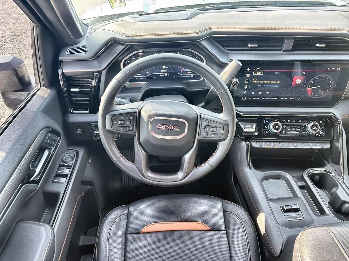 2024 GMC Sierra 2500 HD AT4 thumbnail 10