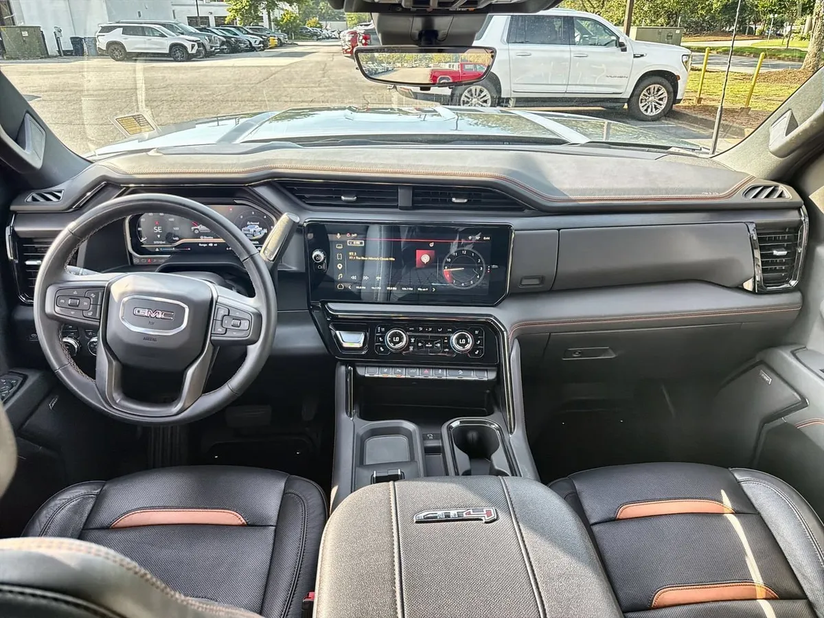 2024 GMC Sierra 2500 HD AT4 thumbnail 17