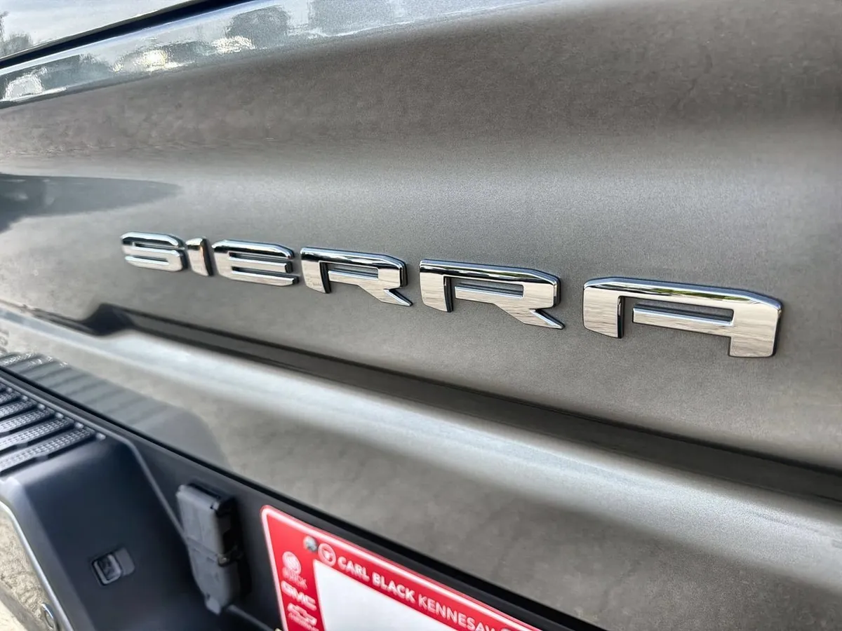 2024 GMC Sierra 2500 HD AT4 thumbnail 27