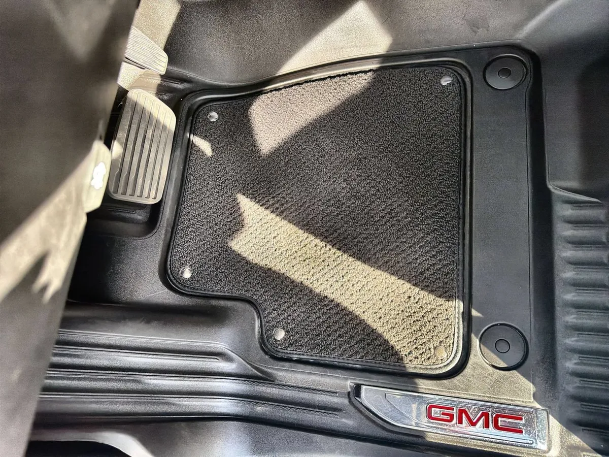 2024 GMC Sierra 2500 HD AT4 thumbnail 30