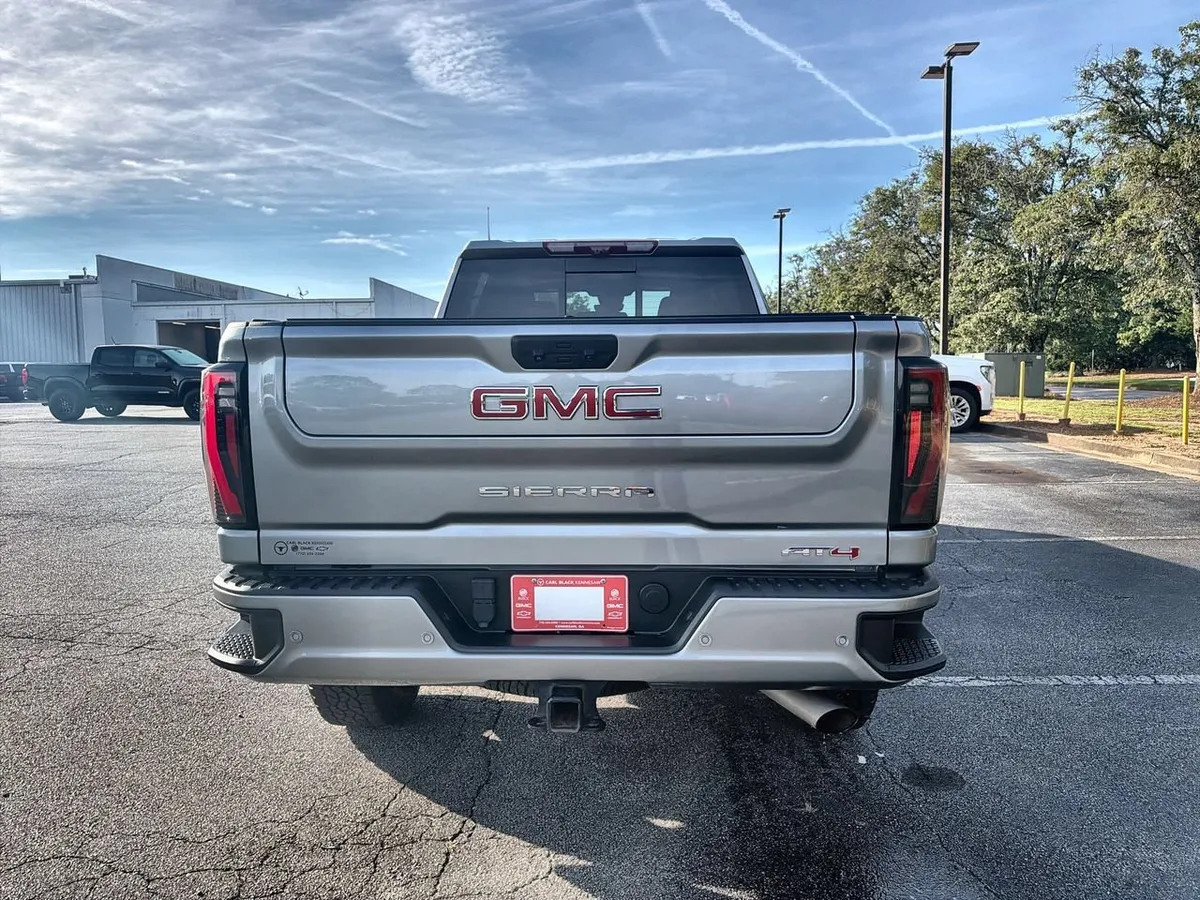 2024 GMC Sierra 2500 HD AT4 thumbnail 7