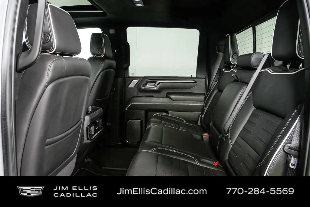 2024 GMC Sierra 2500 HD AT4X thumbnail 18