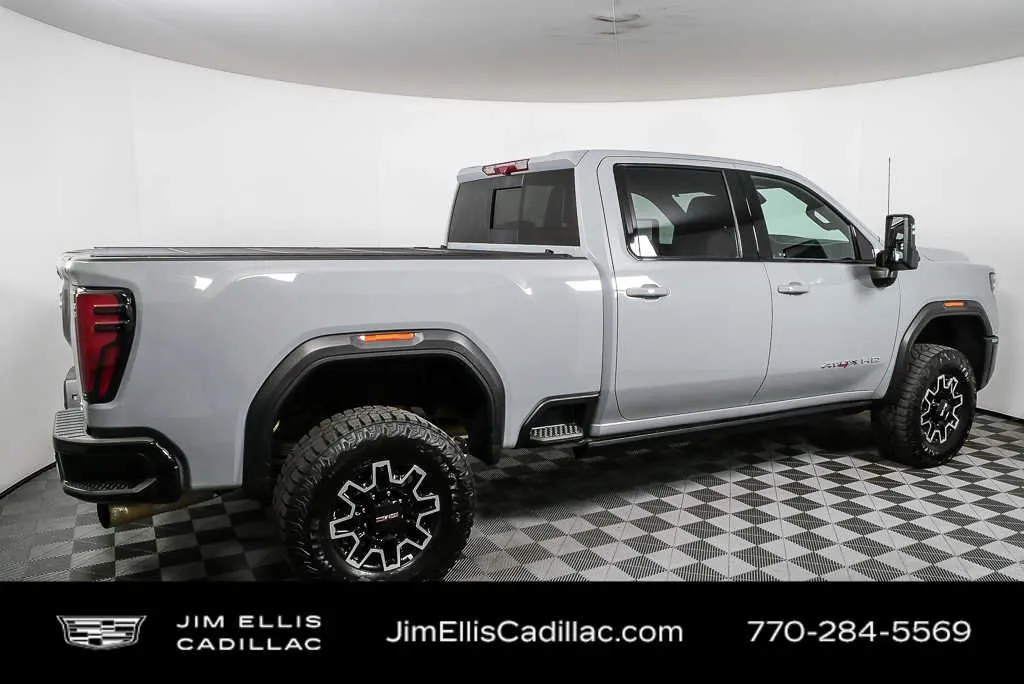 2024 GMC Sierra 2500 HD AT4X thumbnail 2