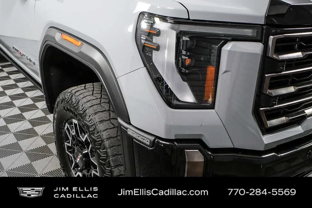 2024 GMC Sierra 2500 HD AT4X thumbnail 35