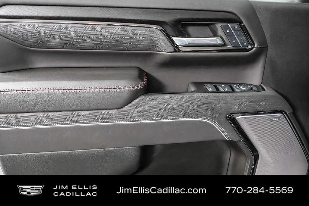2024 GMC Sierra 2500 HD AT4X thumbnail 4
