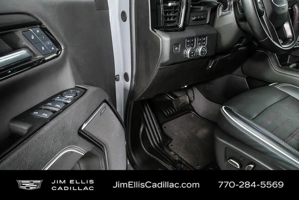 2024 GMC Sierra 2500 HD AT4X thumbnail 6