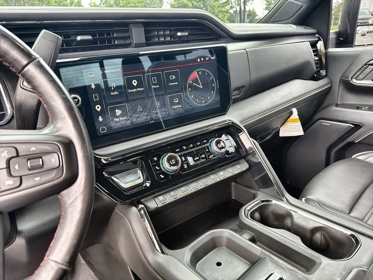 2024 GMC Sierra 2500 HD AT4X thumbnail 11