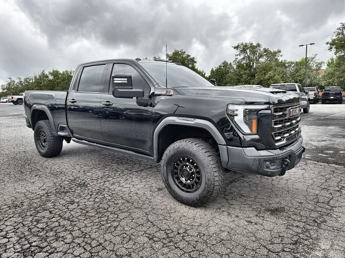 2024 GMC Sierra 2500 HD AT4X thumbnail 2