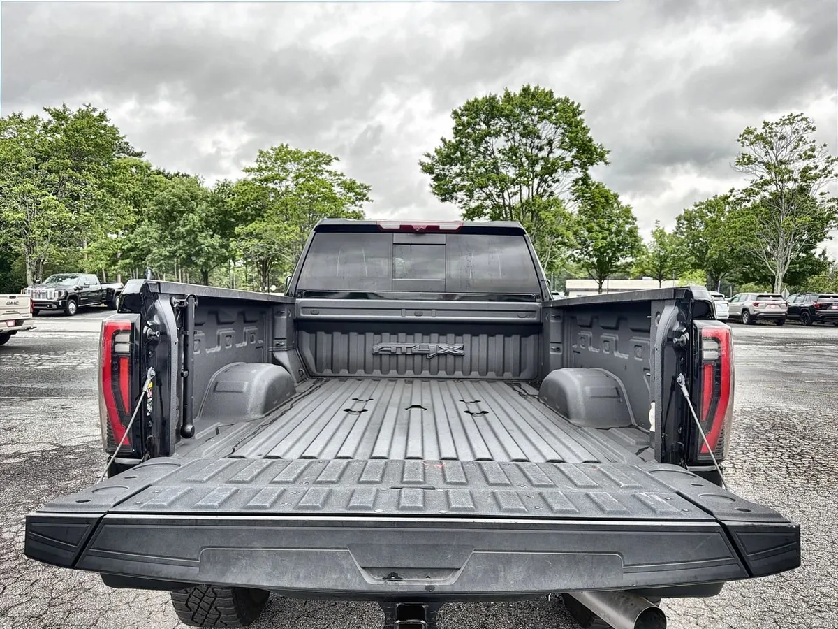2024 GMC Sierra 2500 HD AT4X thumbnail 21