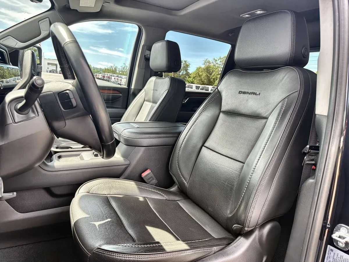 2024 GMC Sierra 2500 HD Denali thumbnail 16