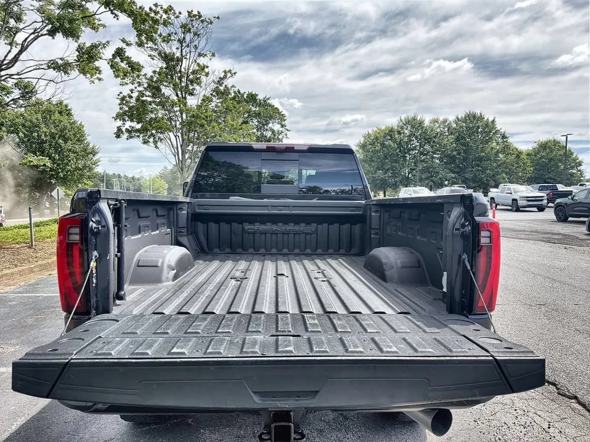 2024 GMC Sierra 2500 HD Denali thumbnail 21