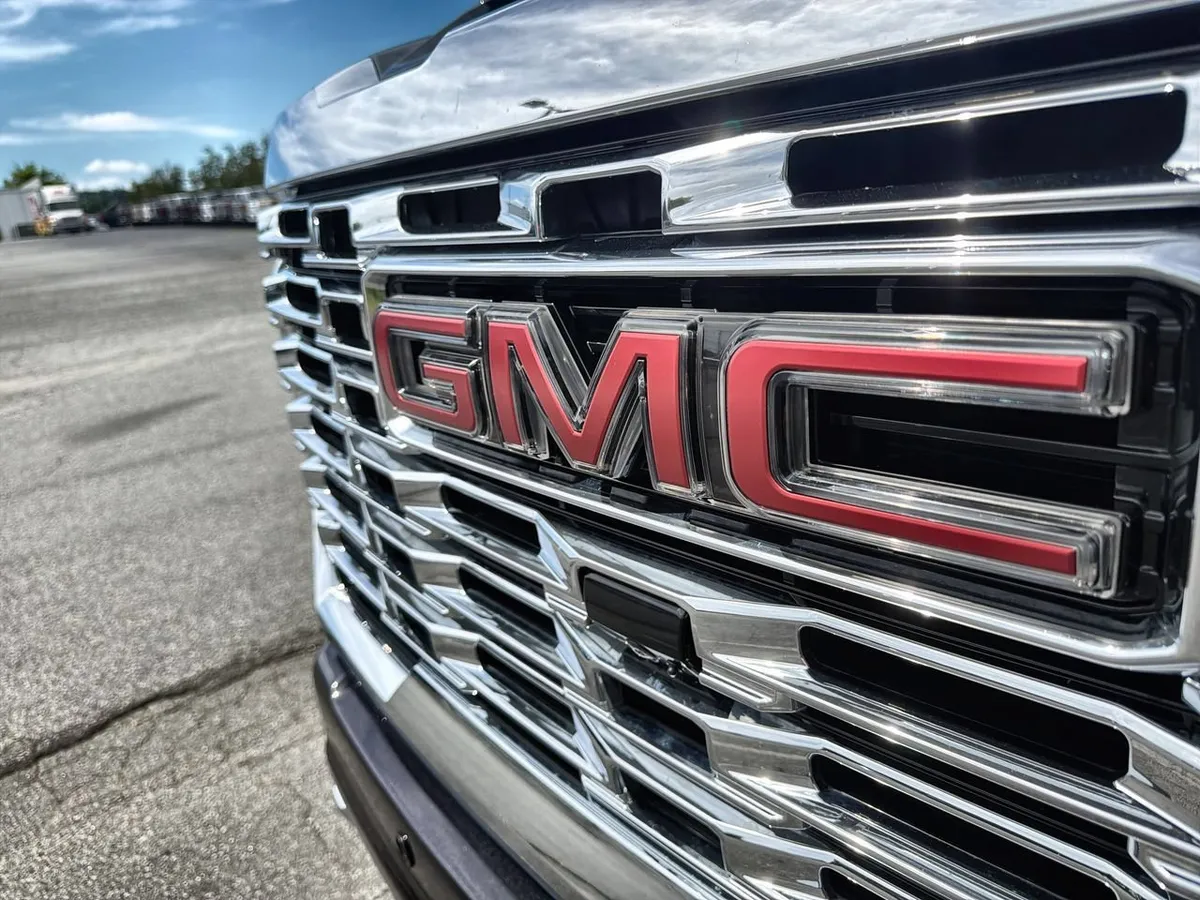 2024 GMC Sierra 2500 HD Denali thumbnail 26