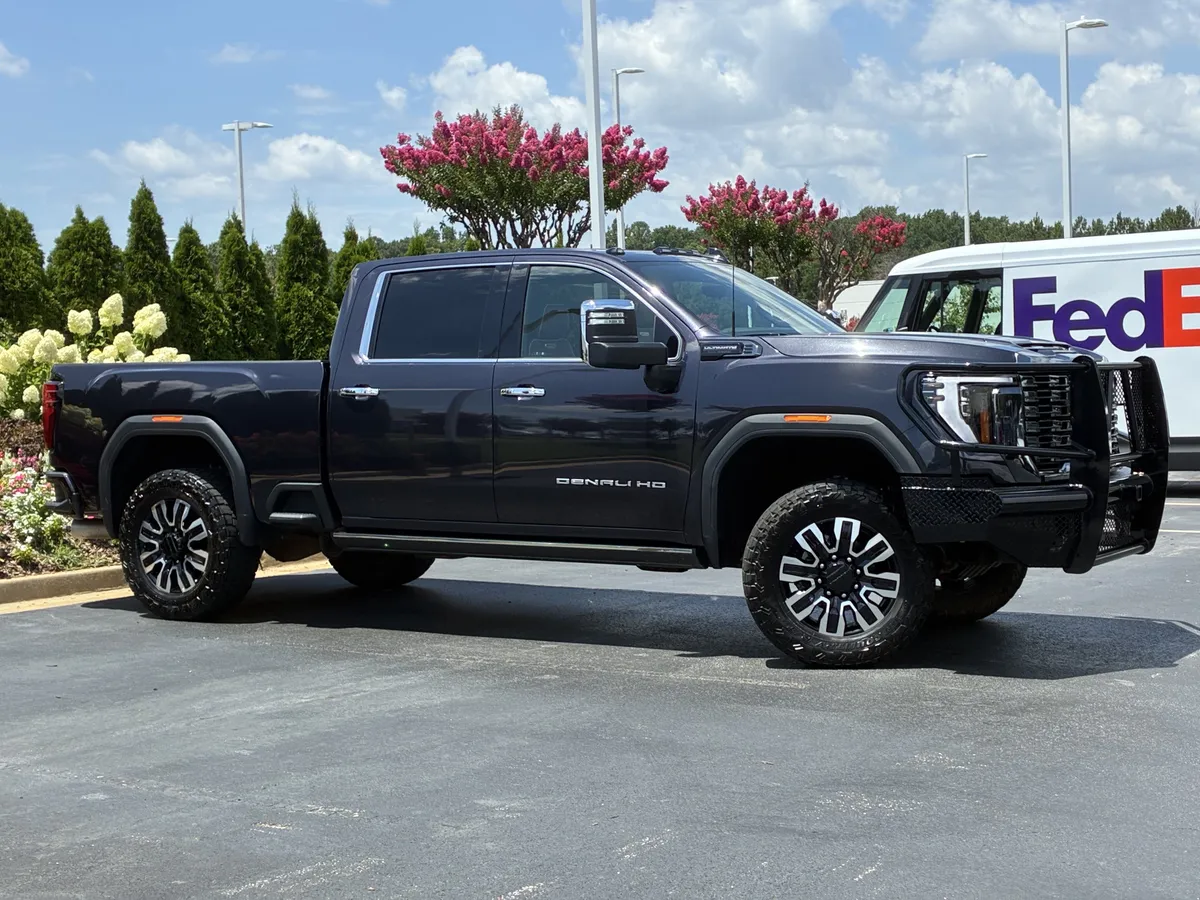 2024 GMC Sierra 2500 HD Denali Ultimate thumbnail 2