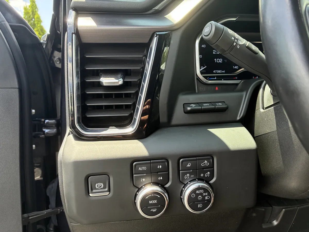 2024 GMC Sierra 2500 HD Denali Ultimate thumbnail 27