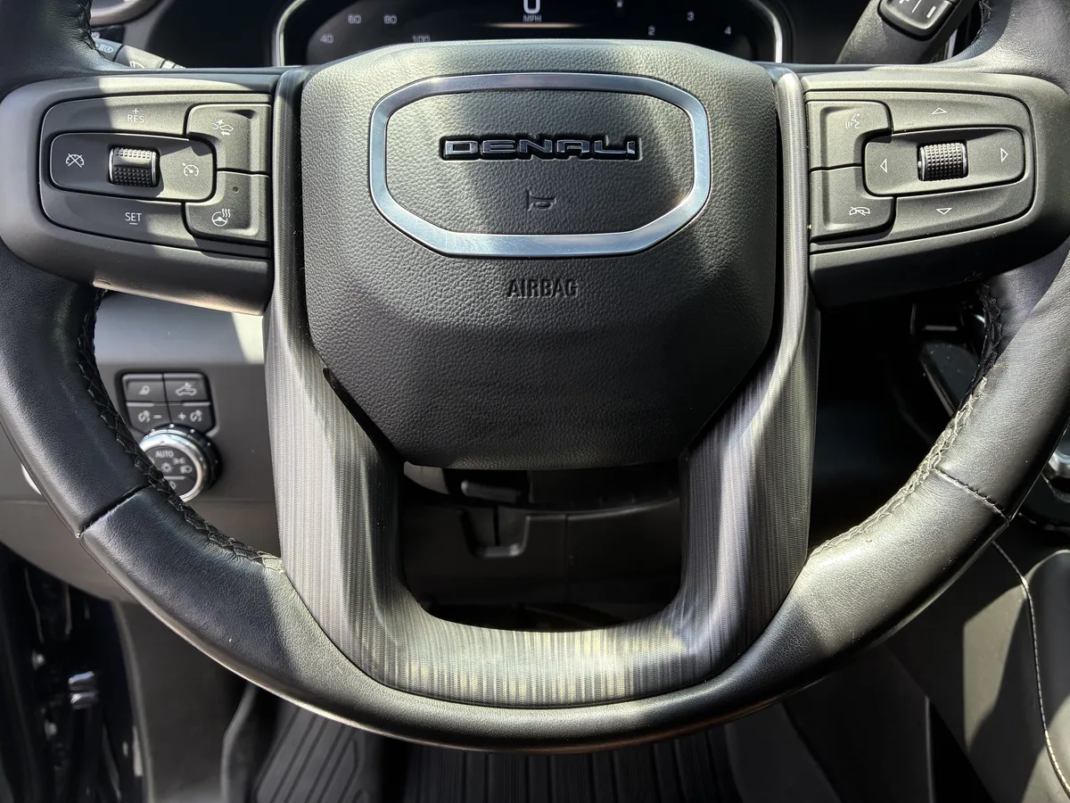 2024 GMC Sierra 2500 HD Denali Ultimate thumbnail 28