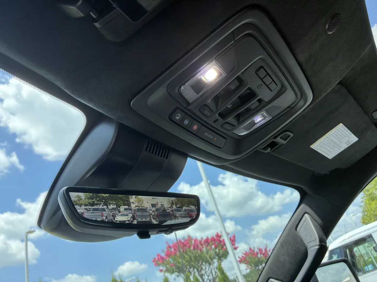 2024 GMC Sierra 2500 HD Denali Ultimate thumbnail 37