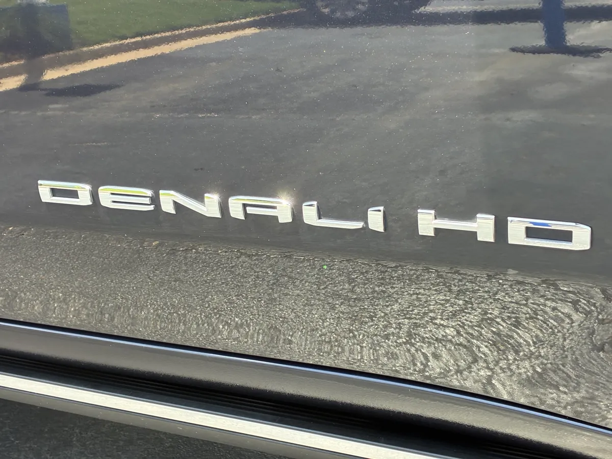 2024 GMC Sierra 2500 HD Denali Ultimate thumbnail 6