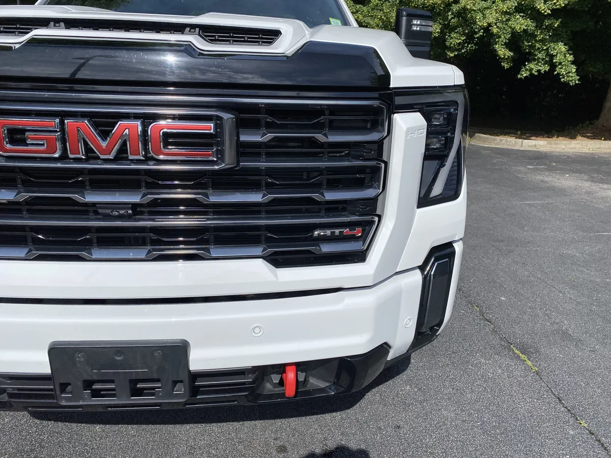 2024 GMC Sierra 2500HD AT4 thumbnail 14