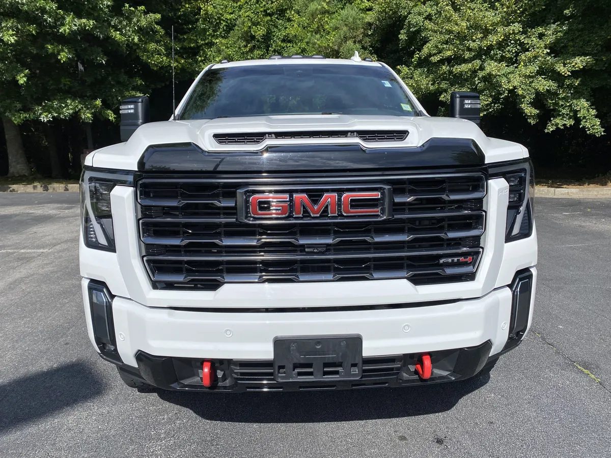 2024 GMC Sierra 2500HD AT4 thumbnail 2