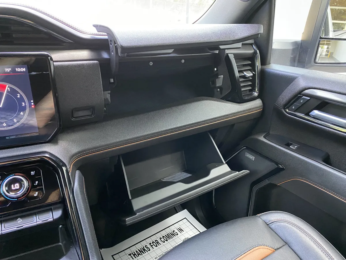 2024 GMC Sierra 2500HD AT4 thumbnail 32