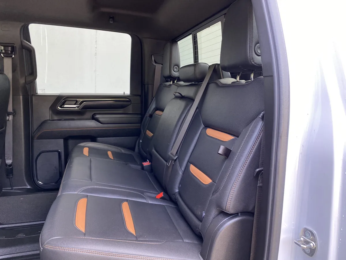 2024 GMC Sierra 2500HD AT4 thumbnail 41