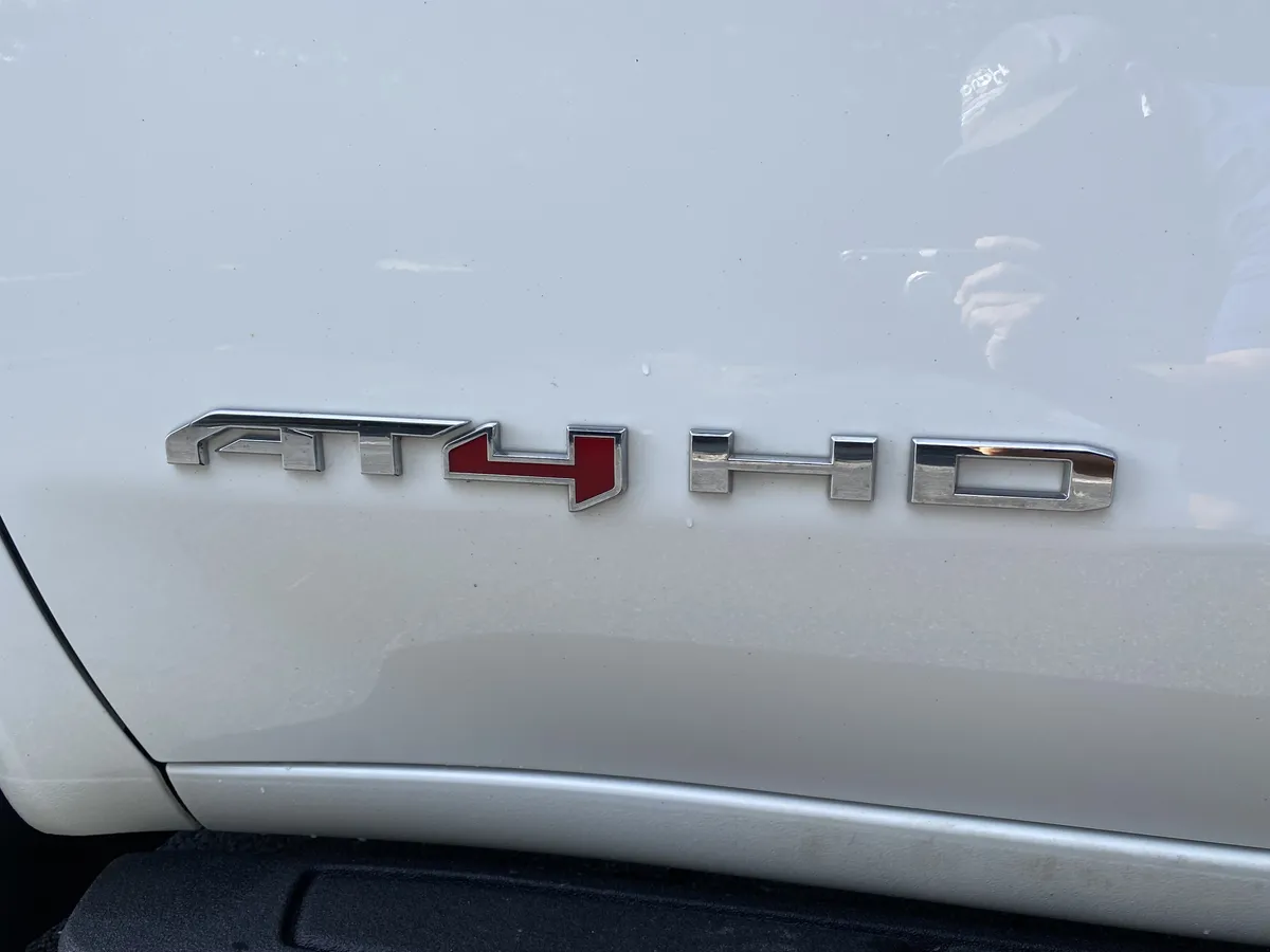 2024 GMC Sierra 2500HD AT4 thumbnail 46