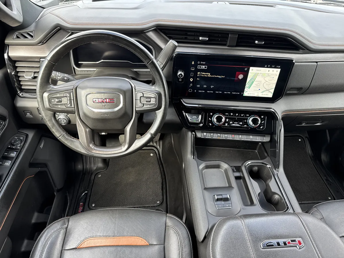 2024 GMC Sierra 2500HD AT4 thumbnail 16