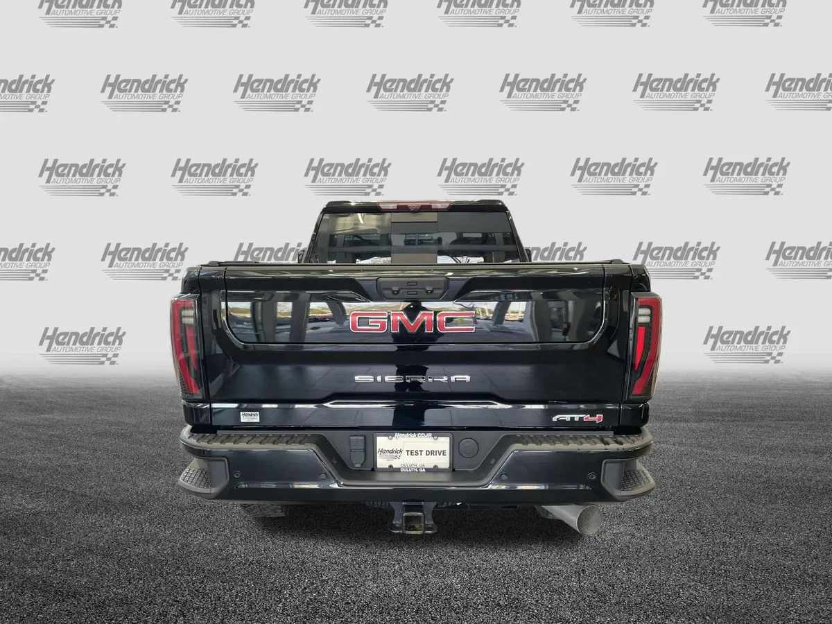 2024 GMC Sierra 2500HD AT4 thumbnail 9