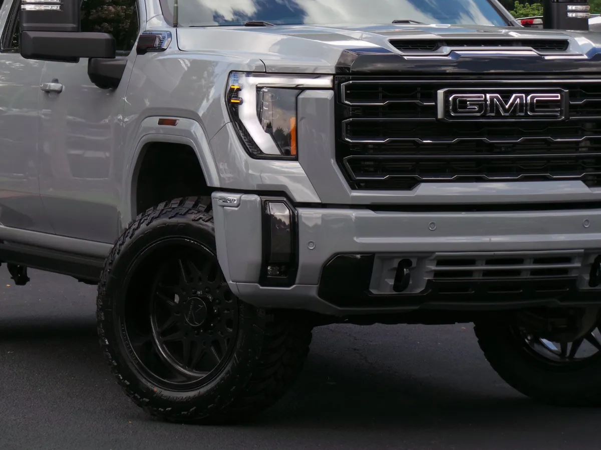 2024 GMC Sierra 2500HD AT4 thumbnail 24